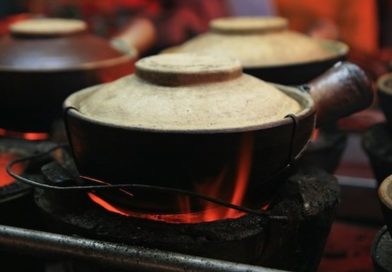 Cooking in Clay Pots is full of Health Benefits